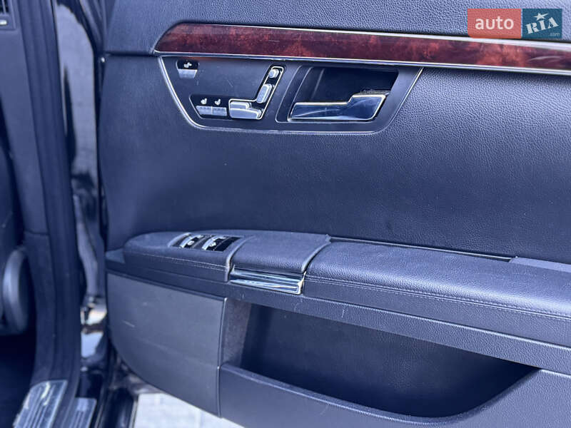 Седан Mercedes-Benz S-Class 2008 в Чернівцях