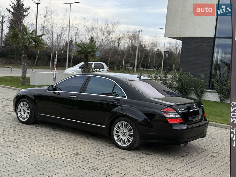 Седан Mercedes-Benz S-Class 2009 в Ужгороді