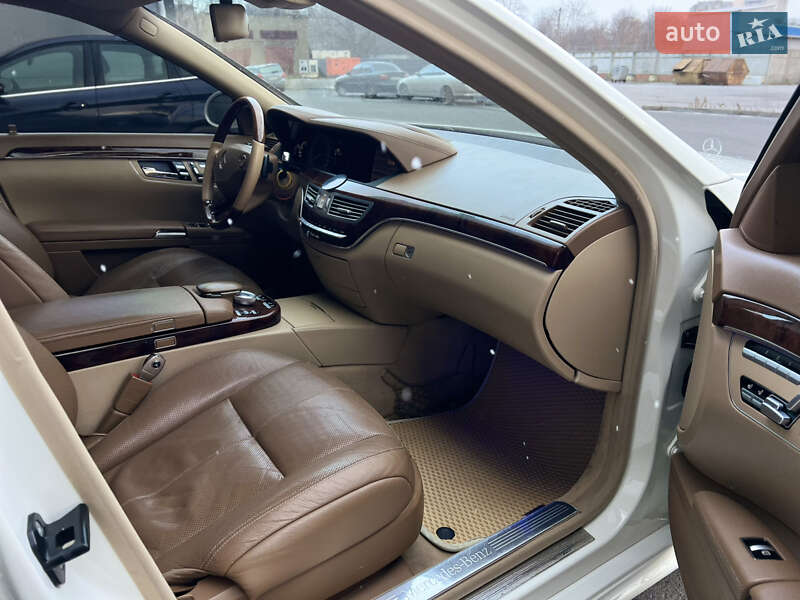 Седан Mercedes-Benz S-Class 2008 в Одесі