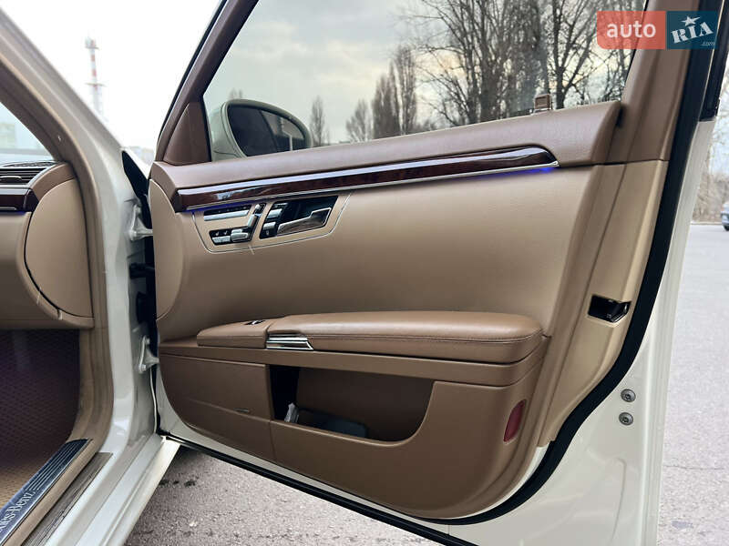 Седан Mercedes-Benz S-Class 2008 в Одесі