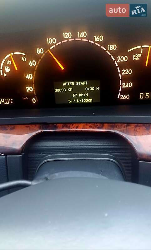 Седан Mercedes-Benz S-Class 2004 в Хоролі