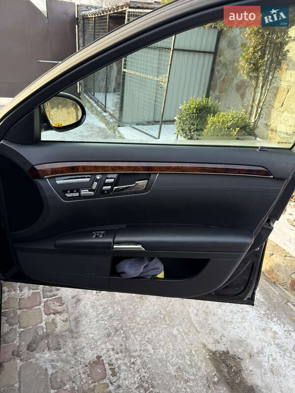 Седан Mercedes-Benz S-Class 2006 в Каменец-Подольском