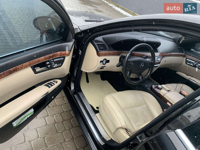 Седан Mercedes-Benz S-Class 2008 в Івано-Франківську