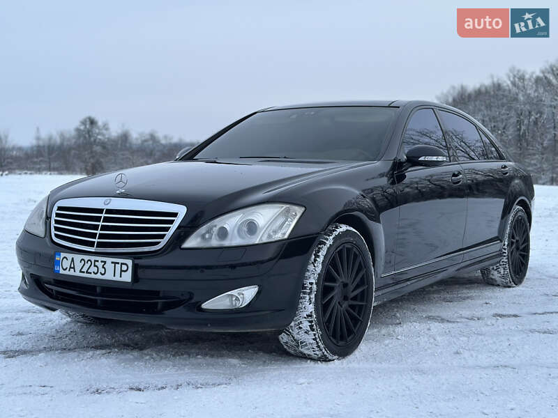 Mercedes-Benz S-Class 2008