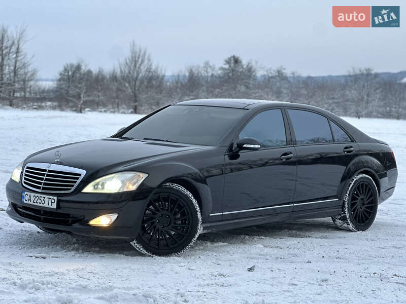 Седан Mercedes-Benz S-Class 2008 в Умані