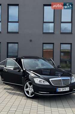 Седан Mercedes-Benz S-Class 2009 в Володимирці