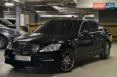 Седан Mercedes-Benz S-Class 2007 в Дніпрі