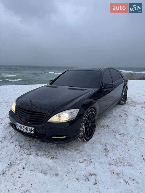 Mercedes-Benz S-Class 2006