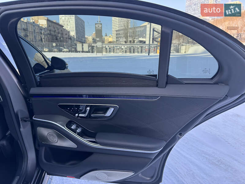 Седан Mercedes-Benz S-Class 2024 в Києві
