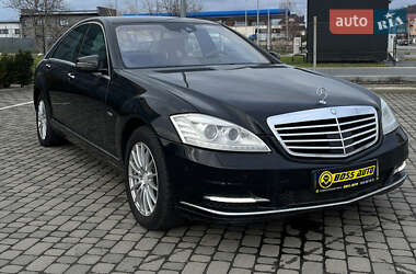 Седан Mercedes-Benz S-Class 2011 в Мукачево