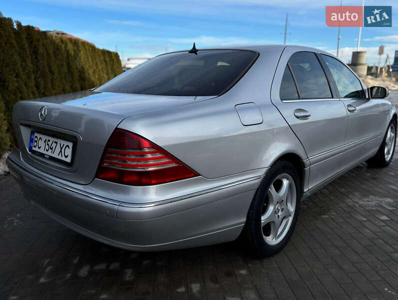 Mercedes-Benz S-Class 2005 Mercedes-Benz S-Class 2005