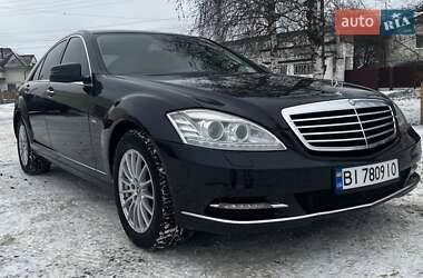 Седан Mercedes-Benz S-Class 2010 в Гадячі