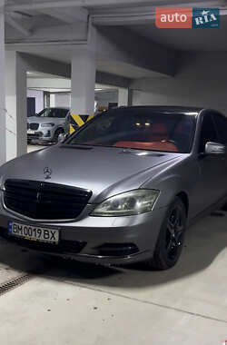 Седан Mercedes-Benz S-Class 2008 в Чернівцях