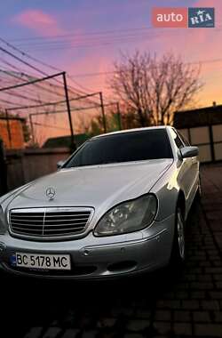 Седан Mercedes-Benz S-Class 2000 в Львові