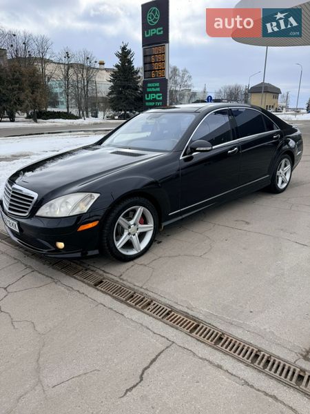 Mercedes-Benz S-Class 2008