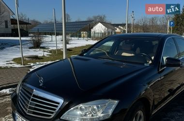 Седан Mercedes-Benz S-Class 2013 в Ивано-Франковске