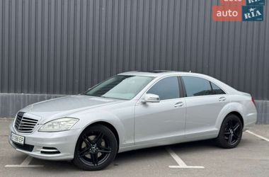 Седан Mercedes-Benz S-Class 2010 в Чернігові