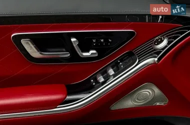 Mercedes-Benz S-Class 2021
