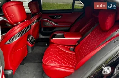 Mercedes-Benz S-Class 2021