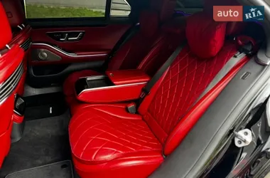 Mercedes-Benz S-Class 2021