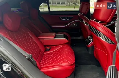 Mercedes-Benz S-Class 2021