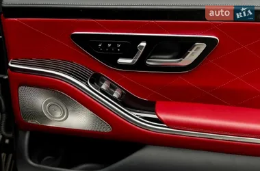 Mercedes-Benz S-Class 2021