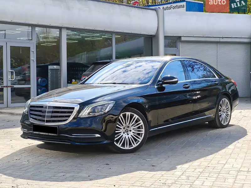 Mercedes-Benz S-Class