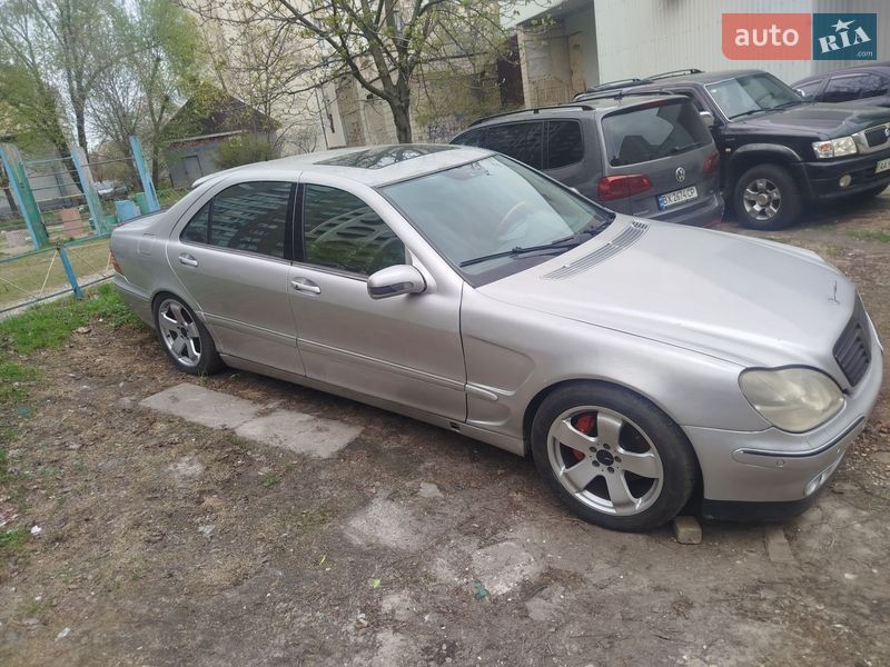 Mercedes-Benz S-Class 2001
