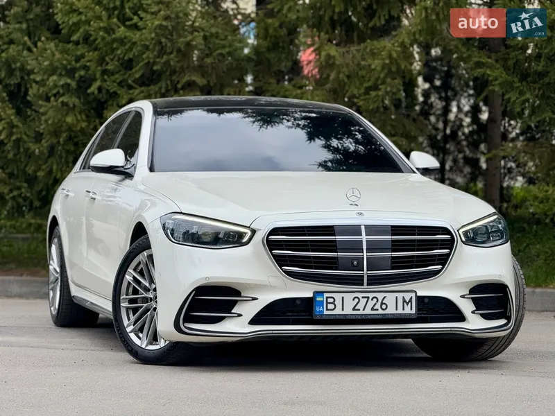 Mercedes-Benz S-Class