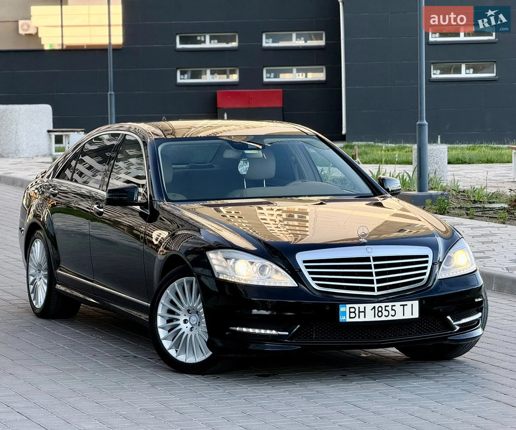 2013 Mercedes-Benz S-klasse - мініатюра 19