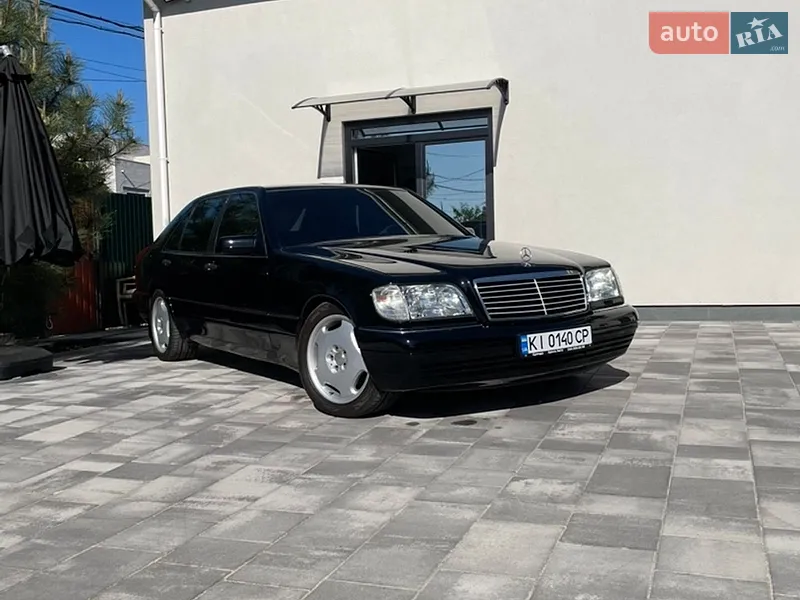Mercedes-Benz S-Class