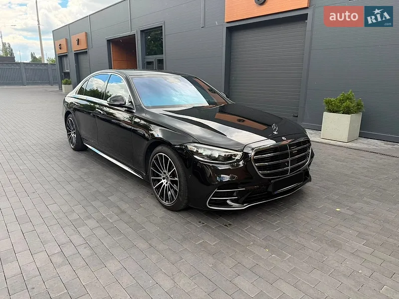 Mercedes-Benz S-Class 2021
