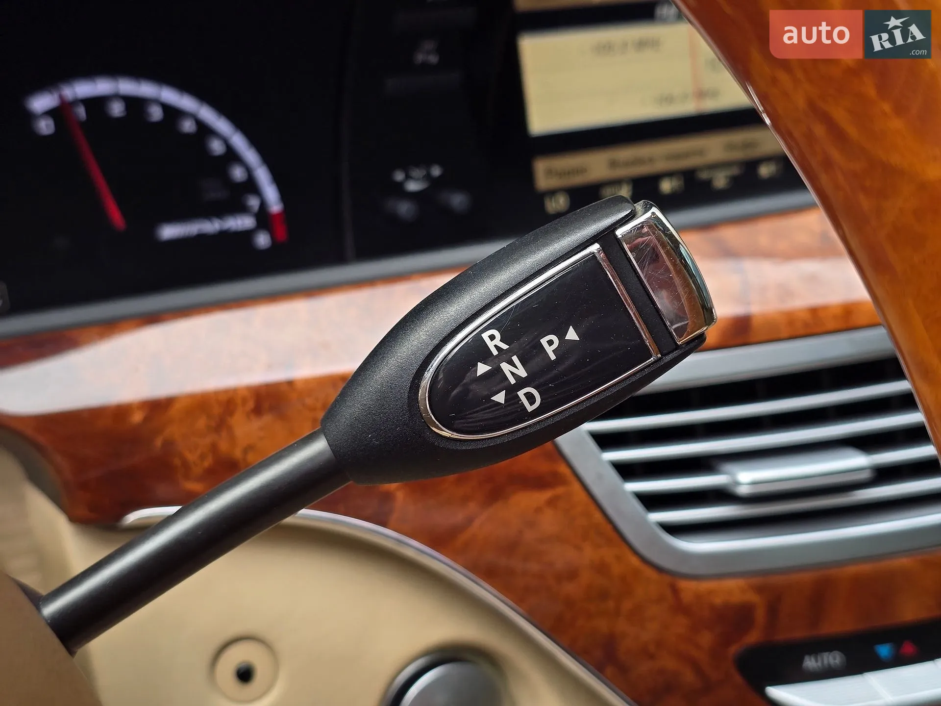 2010 Mercedes-Benz S-klasse - мініатюра 50