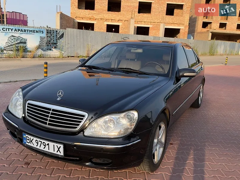 Mercedes-Benz S-Class 2002