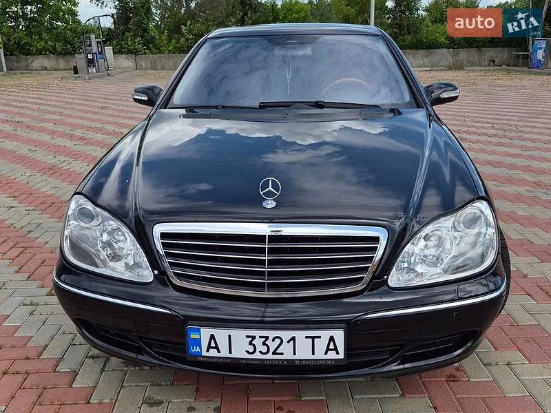 Mercedes-Benz S-Class