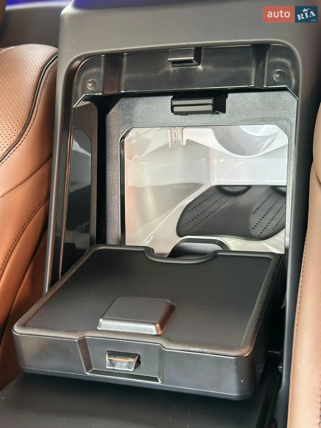 2017 Mercedes-Benz S-klasse - мініатюра 23