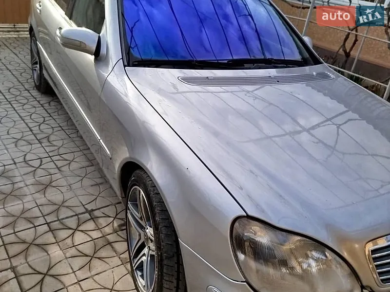 Mercedes-Benz S-Class 2001