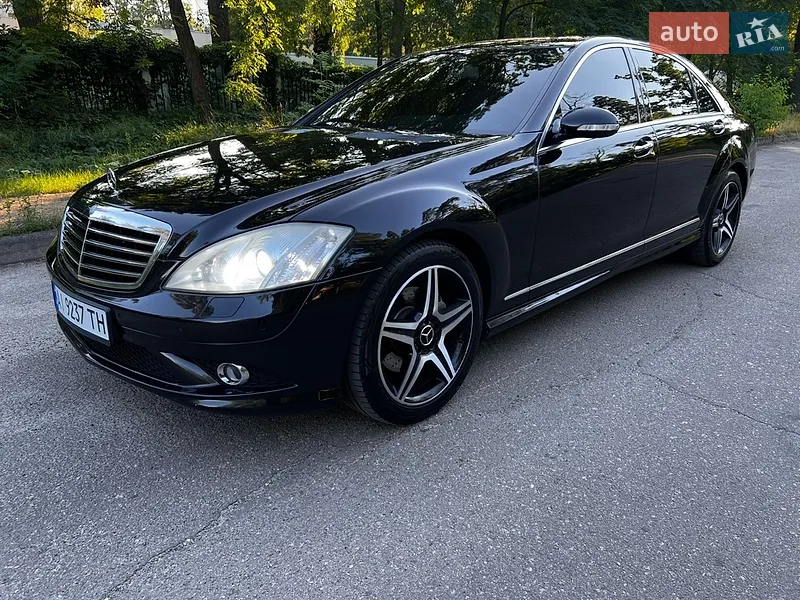 Mercedes-Benz S-Class 2007