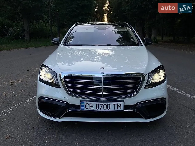 Mercedes-Benz S-Class