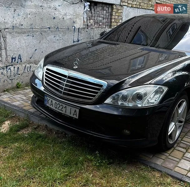 Mercedes-Benz S-Class 2007