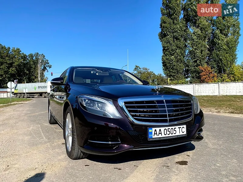 Mercedes-Benz S-Class