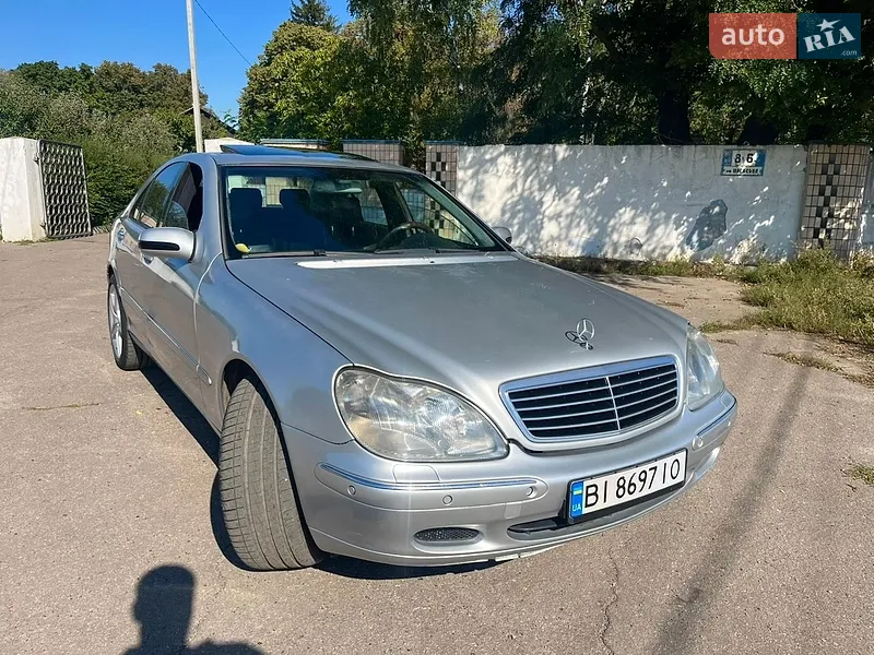 Mercedes-Benz S-Class