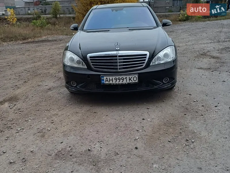 Mercedes-Benz S-Class 2008