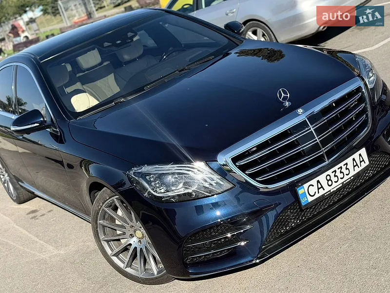 Mercedes-Benz S-Class