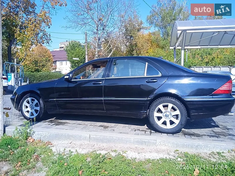 Mercedes-Benz S-Class 2001