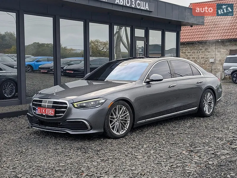 Mercedes-Benz S-Class