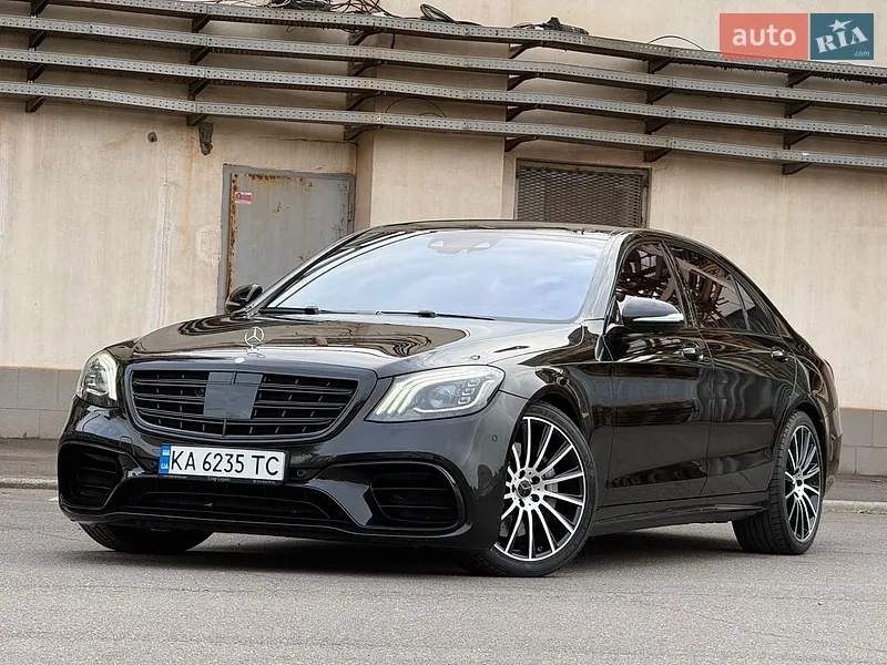 Mercedes-Benz S-Class