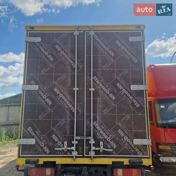 Грузовой фургон Mercedes-Benz SK-Series 1996 в Киеве