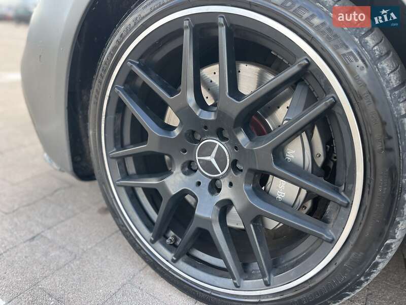 Родстер Mercedes-Benz SL-Class 2015 в Киеве
