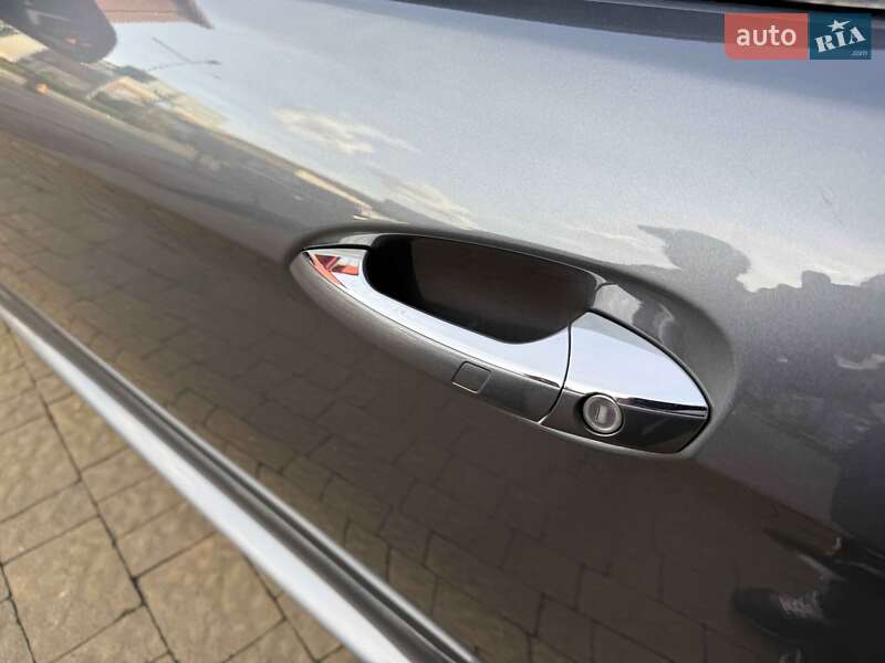 Родстер Mercedes-Benz SL-Class 2018 в Львові